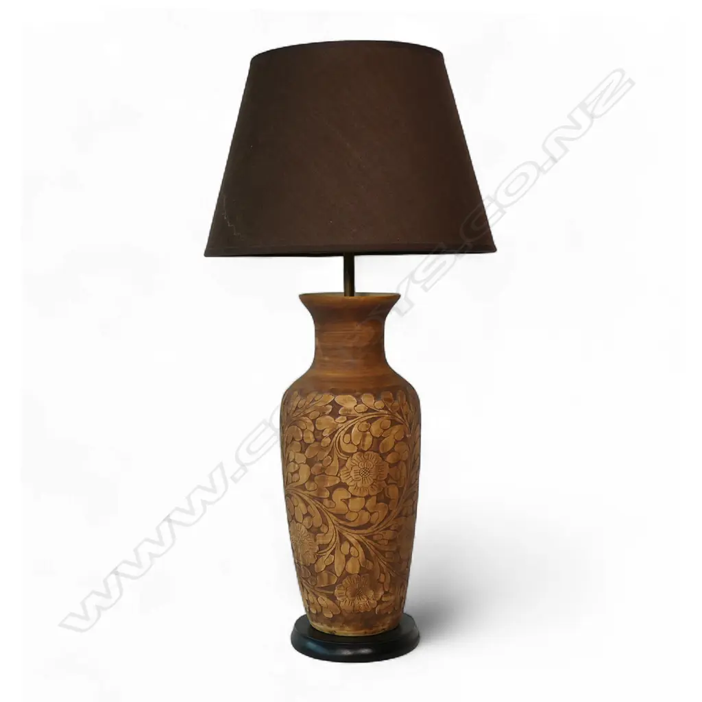 A c.1980 wooden table lamp and shade, Image 1++